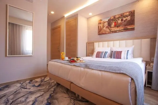 Deluxe Tek Büyük veya İki Ayrı Yataklı Oda, Şehir Manzaralı