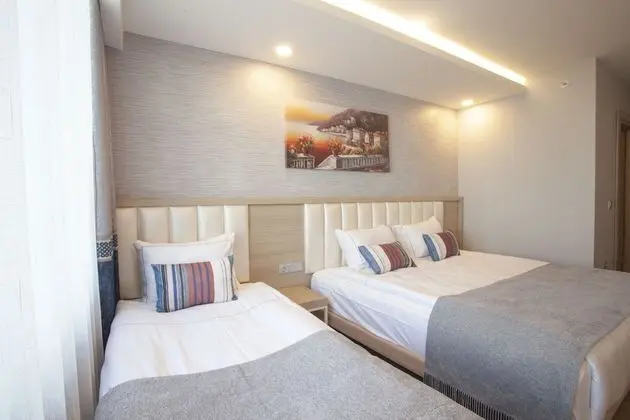 Deluxe Üç Kişilik Oda, Sigara İçilmez, Şehir Manzaralı