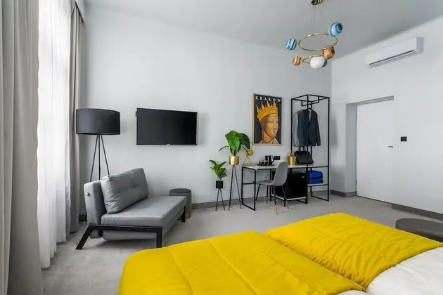 Premium Üç Kişilik Oda