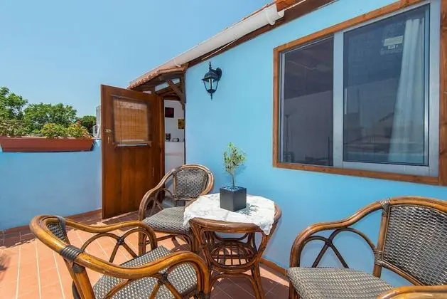 Ev, Balkon, Şehir Manzaralı