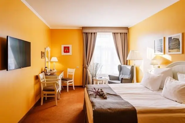 Comfort Tek Büyük veya İki Ayrı Yataklı Oda