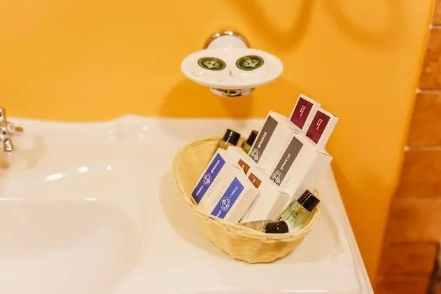 Comfort Tek Büyük veya İki Ayrı Yataklı Oda