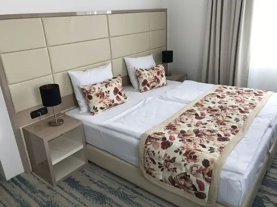 İki Ayrı Yataklı Oda, Şehir Manzaralı