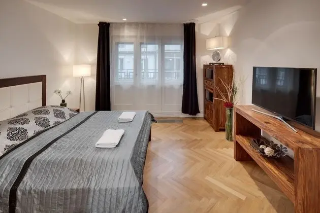 Two Rooms Apartment