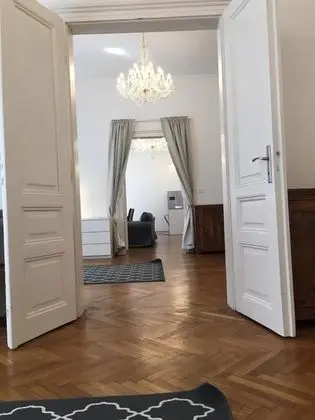 Luxury Apart Daire, Şehir Manzaralı