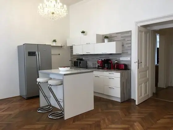 Luxury Apart Daire, Şehir Manzaralı