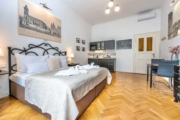 Design Apart Daire, Küçük Mutfak, Avlu Manzaralı (St. Nicholas)