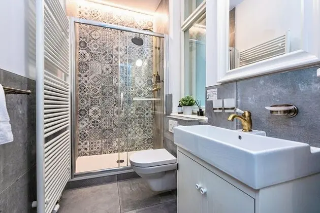 Design Apart Daire, Küçük Mutfak, Avlu Manzaralı (St. Nicholas)