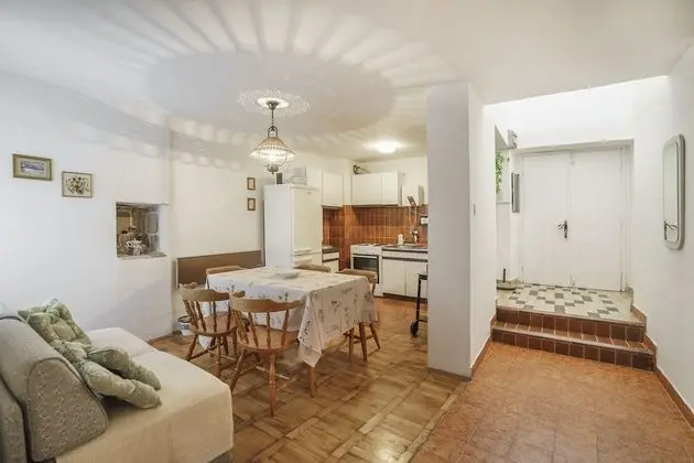 Family Ev, Bahçe Manzaralı