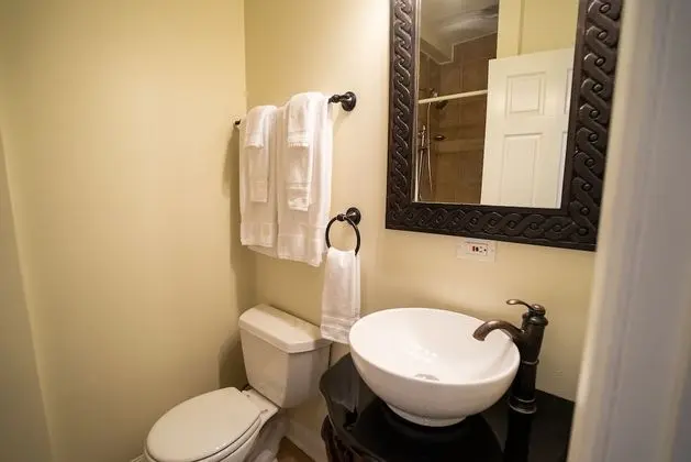Standard Süit, Özel Banyo (Northside Suites #2)