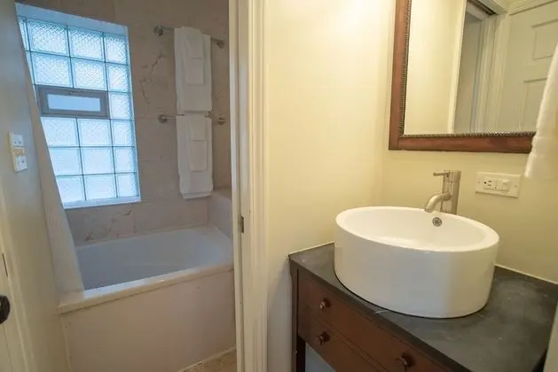 Süit, Özel Banyo (Northside Suites #1R)