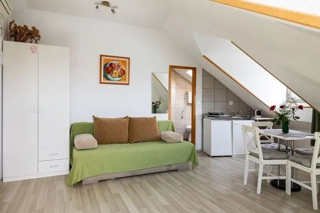 City Condo, Sea View, Sea Facing