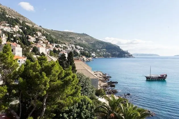 City Condo, Sea View, Sea Facing