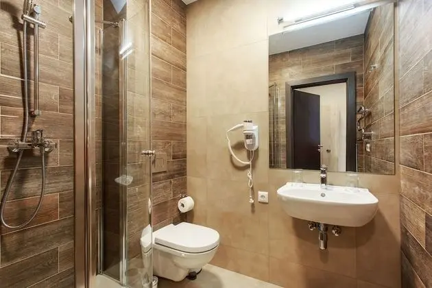 Apart Daire, 1 Çift Kişilik Yatak, Sigara İçilmez