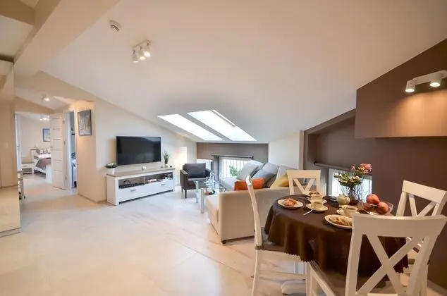 Exclusive Apart Daire (30c)