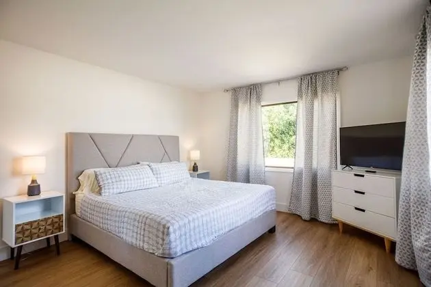 Ev, Birden Çok Yatak, Şömine, Bahçe Manzaralı