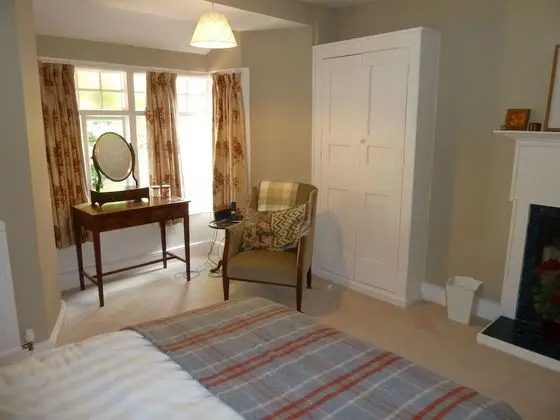Luxury Tek Büyük Yataklı Oda (Own Bathroom, Hall View)