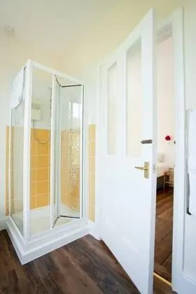 Deluxe Tek Büyük veya İki Ayrı Yataklı Oda, Deniz Manzaralı