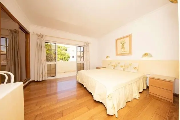 Villa, 4 Yatak Odası, Balkon