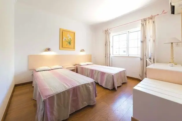Villa, 4 Yatak Odası, Balkon