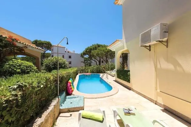 Villa, 4 Yatak Odası, Balkon