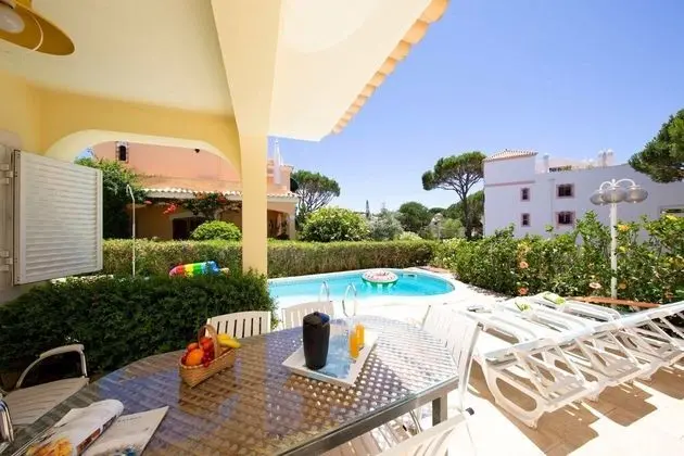 Villa, 4 Yatak Odası, Balkon
