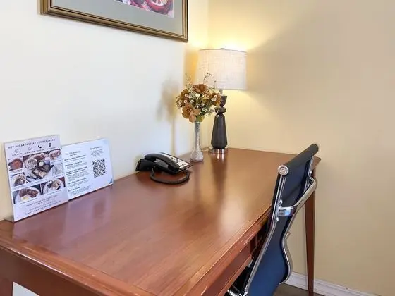 Standard Oda, 1 Büyük (Queen) Boy Yatak, Engellilere Uygun, Sigara İçilmez