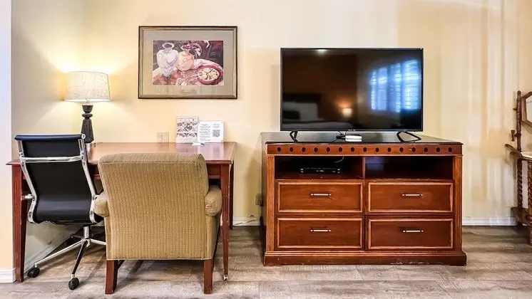 Standard Oda, 1 Büyük (Queen) Boy Yatak, Engellilere Uygun, Sigara İçilmez