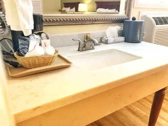 Standard Oda, 1 Büyük (Queen) Boy Yatak, Engellilere Uygun, Sigara İçilmez