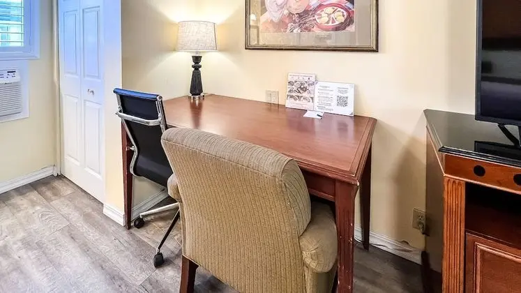 Standard Oda, 1 Büyük (Queen) Boy Yatak, Sigara İçilmez