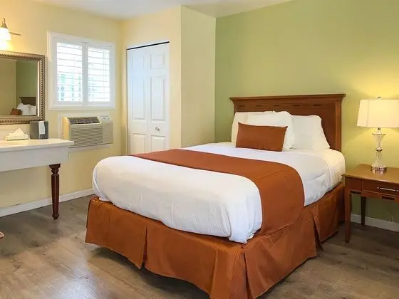 Standard Oda, 2 Büyük (Queen) Boy Yatak, Sigara İçilmez