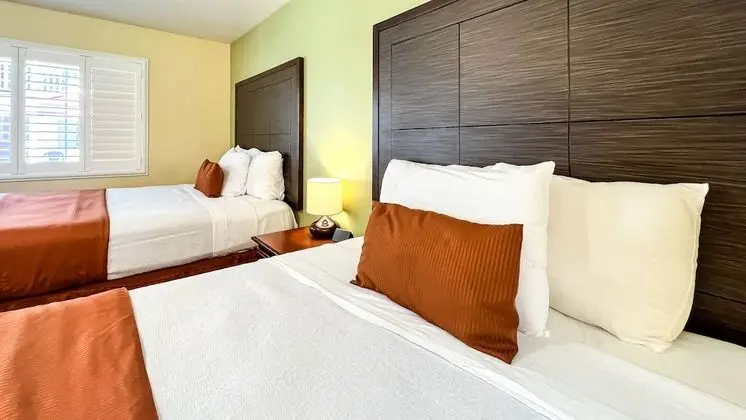 Standard Oda, 2 Büyük (Queen) Boy Yatak, Sigara İçilmez