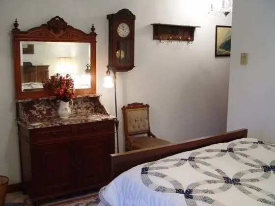Blueberry Room