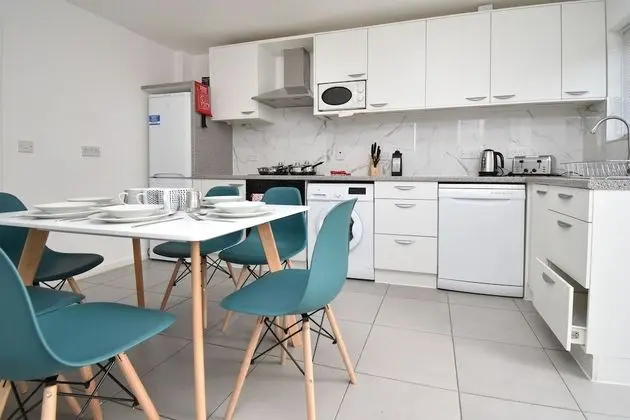 Ev, 6 Yatak Odası