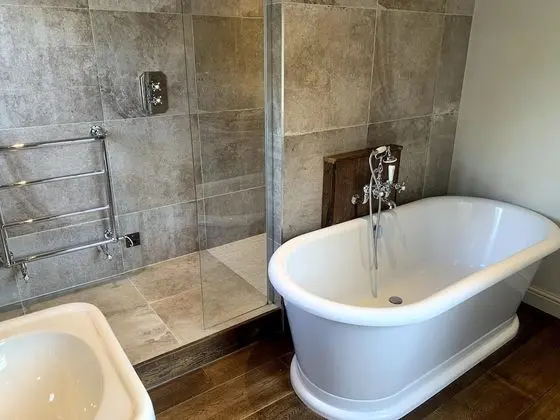 Luxury Tek Büyük Yataklı Oda