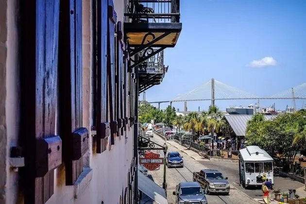 Süit, Birden Çok Yatak Odası, Nehir Manzaralı