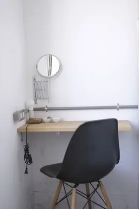 Ortak Ranzalı Oda, Sadece kadınlar için, Ortak Banyo