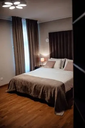 Basic Büyük Yataklı Tek Kişilik Oda