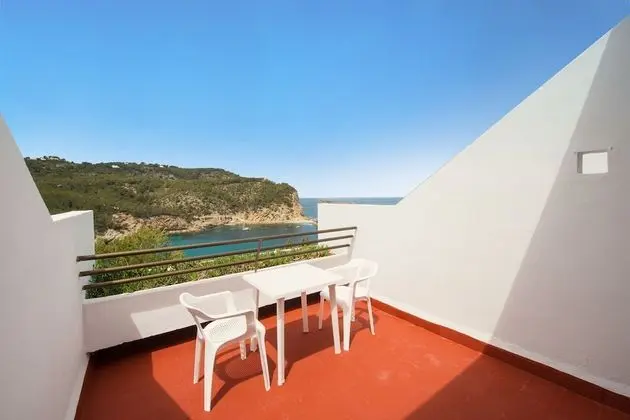 Tek Büyük Yataklı Oda, Deniz Manzaralı (High Floor)