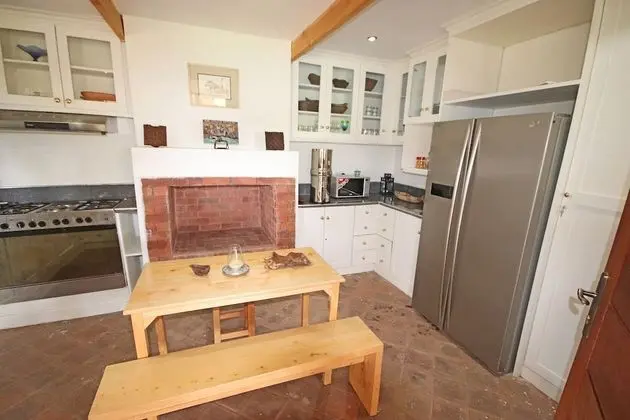 Self-catering Unit (Fuchsia)