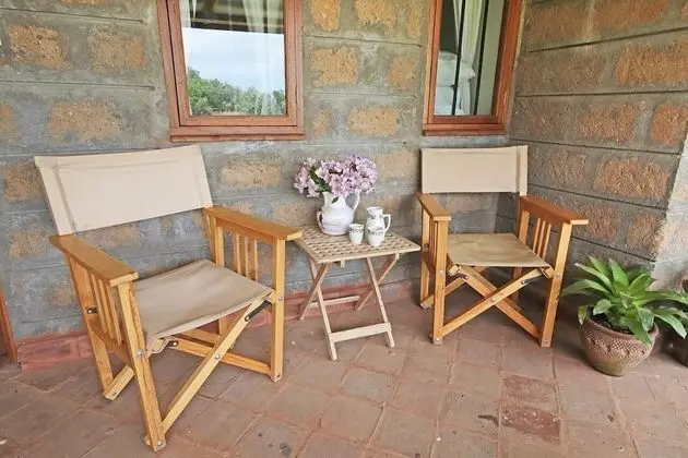 Self-catering Unit (Fuchsia)