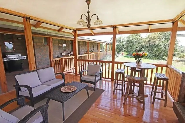 Self-catering Unit (Fuchsia)