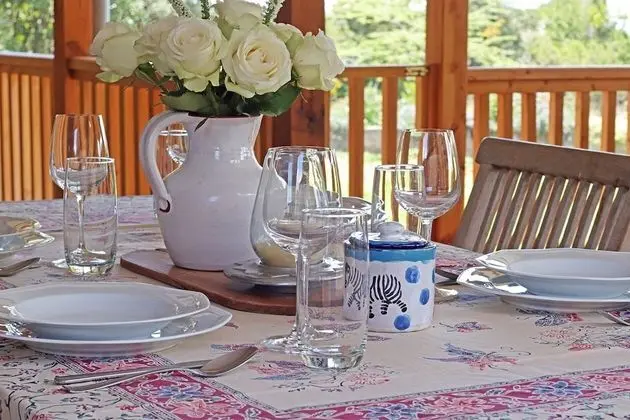 Self-catering Unit (Fuchsia)