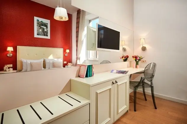 Tek Büyük Yataklı Oda