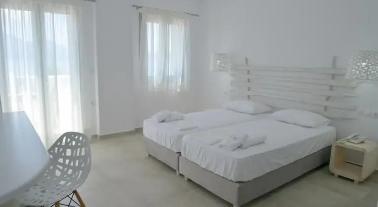 Deluxe Tek Büyük Yataklı Oda, Sıcak Su Küveti, Denize Bakan