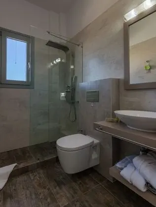 Deluxe Tek Büyük Yataklı Oda, Sıcak Su Küveti, Denize Bakan