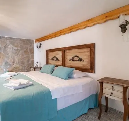 Suite, Avlu Manzaralı, Şömineli