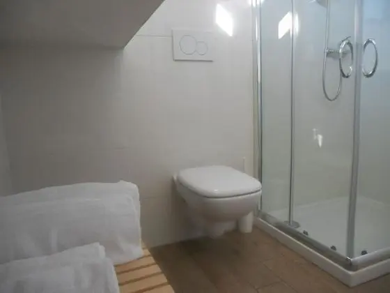 Tek Büyük Yataklı Oda, Özel Banyo