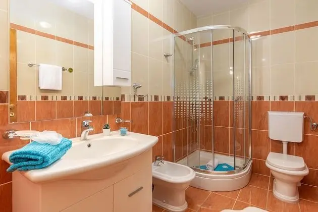 Apartment D