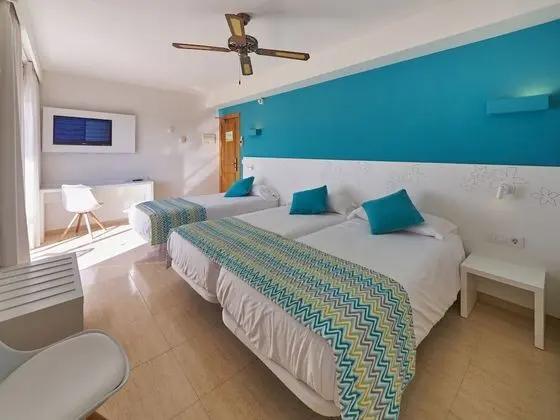 İki Ayrı Yataklı Oda, Balkon (2 adults + 1 child)